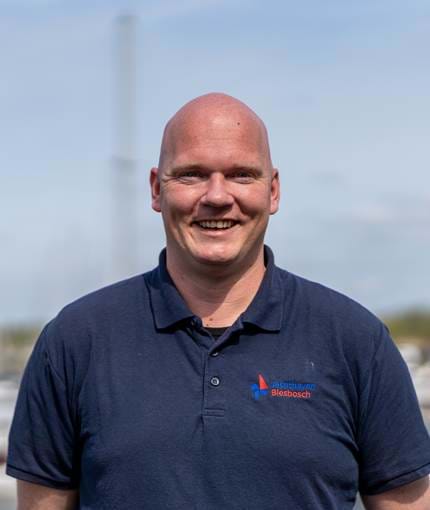 Maarten Assistant Manager